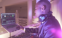 DJ